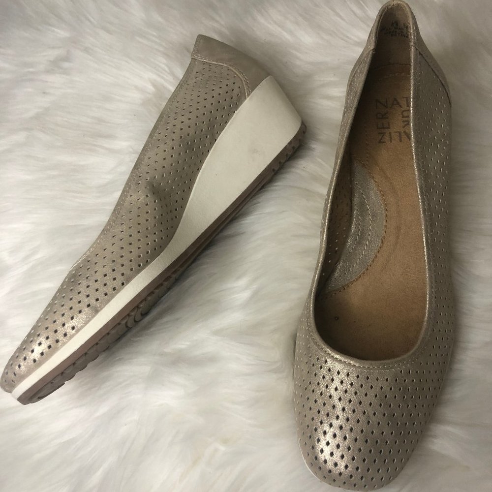Naturalizer Betina 2 Gold Wedges SZ 8.5 M